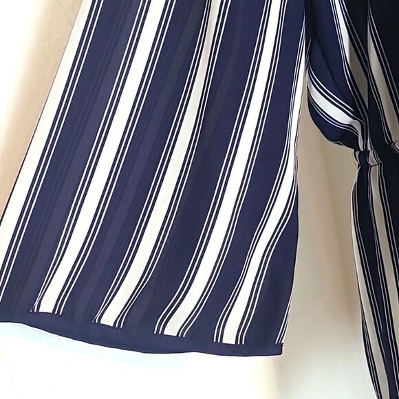 Ellen Weaver Navy Blue & White Stripe Blouse with Elastic Tie Waistband, Size 1X - Picture 5 of 9